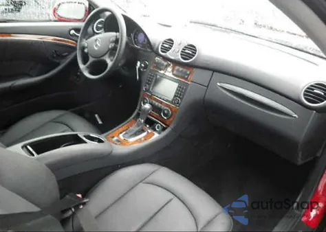 2009 Mercedes-Benz Clk350 z USA, uszkodzony, nr VIN WDBTK56F59T102338